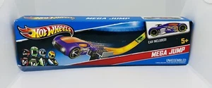 Hot Wheels Mega Jump Set Mattel 2012 W 5368 coche incluido - Imagen 1 de 7
