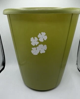 Papelera de desecho verde aguacate Rubbermaid vintage margaritas blancas 10" 2940 Foto 1 de 4