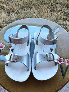 sun sandals sale