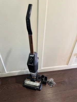 BISSELL - CrossWave X7 Cordless Pet Pro Multi-Surface Wet Dry Vac (3011 - 3055) - Image 1 of 3