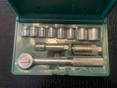 Nice Set! SK TOOLS 3/8" DR METRIC Socket Set Ratchet SERVICED Plastic Green Box - Image 1 of 4