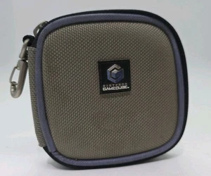 Nintendo Gamecube Original Zubehör Hersteller Offizielle 12 Spiele Hülle Disc Halter Grau mit Gürtelclip - Bild 1 von 4