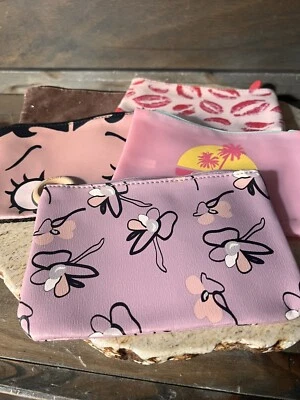 Ipsy Glam Bags Comestic Make-Up Bags Lot of 5 preowned - Image 1 of 4