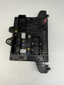 AO12* Opel Astra J BJ16 Sicherungskasten 365927271 - Picture 1 of 5