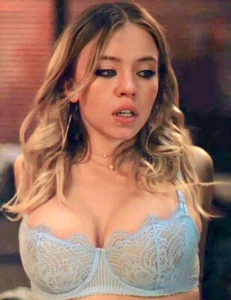Sydney Sweeney PUBLICITY PHOTO PRINT 15 8X10 - Picture 1 of 1
