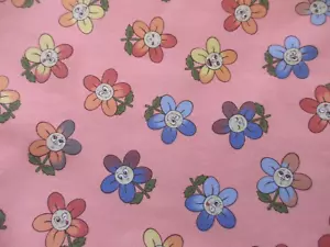 Happy Faces Tossed Flowers Oxford Cotton Made in Japan BTHY - Picture 1 of 6