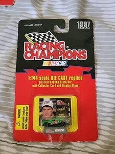 #18 Bobby Labonte 1997 Racing Champions 1:144 coche fundido a presión con tarjeta B2 - Imagen 1 de 3