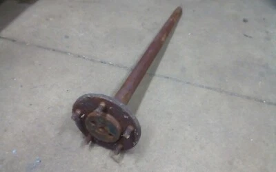 Eje trasero Dodge D-100 1984-1989  Foto 1 de 4