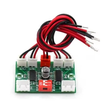 Amplificatore audio digitale PAM8403 5V mini 4 canali 3Wx4 uso industriale - Immagine 1 di 1