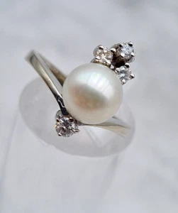 Perlen-Brillant-Ring - 1 Akoya-Perle + 4 Brillanten - 585er Weiß-Gold - Gr.: 55 - Bild 1 von 5
