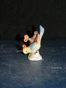 +#A016004_18 Goebel Archivmuster XP 34 Porzellan Miniatur Figur Vogel mit Haube - Picture 1 of 1