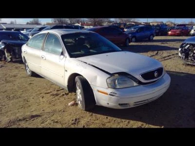 Used Washer Fluid Reservoir fits: 2000 Mercury Sable Sdn front mounted Grade A - Image 1 of 4