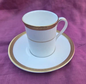 ROYAL Doulton ROYAL GOLD. Coffee Cup and Saucer - Picture 1 of 4