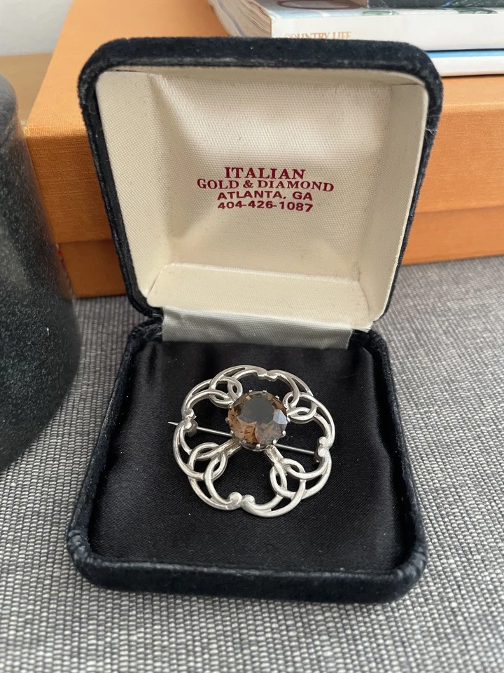 Broche nudo abierto de cuarzo ahumado escocés plateado vintage Foto 1 de 4