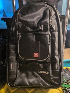 Ogio Pull Through Rolling Travel Roller Bag Suitcase Black White 24” - Picture 1 of 5