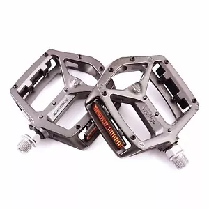 Wellgo MG-3 BMX MTB Bike 9/16 Polymer Bearing Pedals-Black/Red/Silver/Grey/Blue - Picture 1 of 17