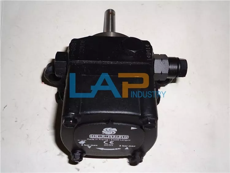 1PC New AE97C7390 Suntec oil pump for diesel oil or Oil-gas dual burner - Image 1 of 4