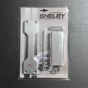 Sujeción de batería del motor Shelby Ford Mustang Super Snake Cobra GT500 05-14 - Imagen 1 de 4