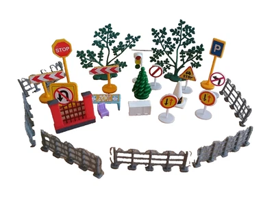 Toy Train Car Landscape 25 Pieces Trees Road Signs Cones Fences Accessories Vtg - Image 1 of 4