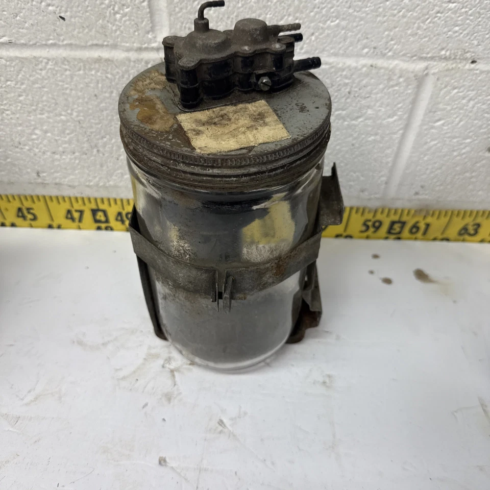 Frasco líquido limpiaparabrisas 1953-60 Cadillac/Buick/Pontiac/Chevrolet (WW11 Foto 1 de 4