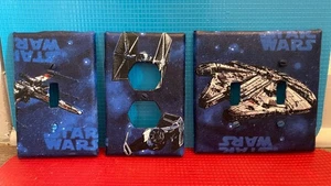 STAR WARS FIGHTER JETS SWITCHPLATE COVER, HANDMADE WITH FABRIC, MIDWAY SIZE - Bild 1 von 7