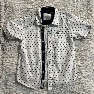 Craft + Flow Little Boy 5 Medium White Navy Doggie Button Down Shirt Dog Print - Picture 1 of 5