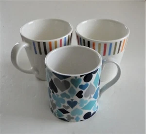 3 Vintage Jonathan Adler 2 Happy Home Italia Streifen & 1 blaue Kartenanzüge Kaffeebecher - Bild 1 von 10
