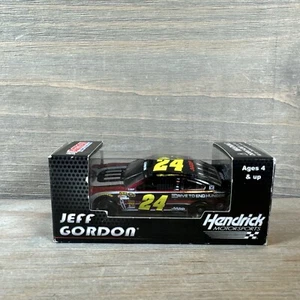 Jeff Gordon 2015 AARP Drive to End Hunger 1/64 Die Cast NEW IN STOCK - Picture 1 of 6
