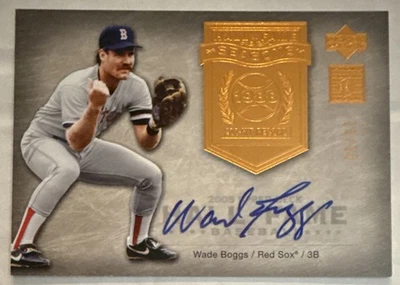 Wade BOGGS🔥2005 UD Hall of Fame Seasons AUTO #HFS-WB2 13/25 Red Sox HOF💥 - Image 1 of 2