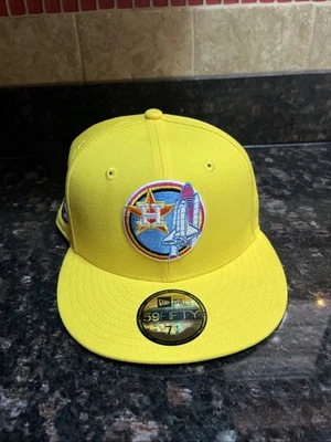 New Era Houston Astros Apollo 11 Turn Back the Clock 59fifty 7 1/8 Hat (Flaw) - Image 1 of 4