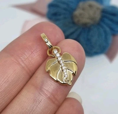 NOVO Berloque Pingente Folha Brilhante Banhado a Ouro 18k Pandora Genuíno EM CAIXA 💕  - Imagem 1 de 4