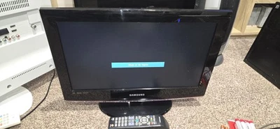 Samsung 19 Inch Television - Image 1 of 4