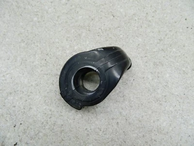 1993 Suzuki DR650SE THROTTLE CABLES GUIDE STAY BRACKET  - Image 1 of 2