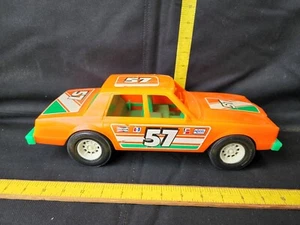 Juguete completo de plástico americano vintage #57 Nascar Stock Car Dirt Track - Imagen 1 de 3