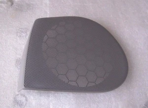 Volvo S40 V40 Front Door Speaker Cover Left Side Light Grey '96 - '04 30804409 - Picture 1 of 2