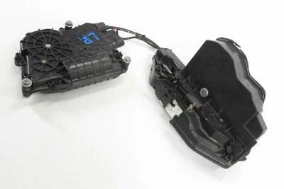 BMW 740i 750i 760i 2011-2015 (F01) PESTILLO DE CERRADURA DE PUERTA TRASERA LADO IZQUIERDO (CIERRE SUAVE) Foto 1 de 4