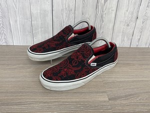 vans slip on red black