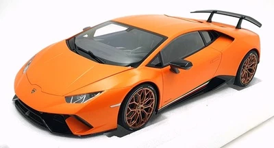 Autoart масштаб 1/12 литая модель 12076 — Lamborghini Huracan Performante — оранжевая - Изображение 1 из 4
