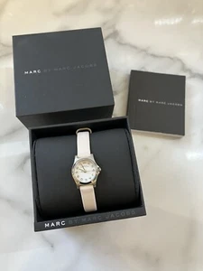 Ladies Marc Jacobs Dinky Henry Watch With Box And Booklet, Leather Strap - Picture 1 of 10