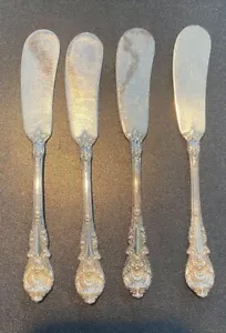STERLING FLATWARE SIR CHRISTOPHER BY WALLACE BIDDING ON 4 ALL SILVER BUTTERS - Picture 1 of 2
