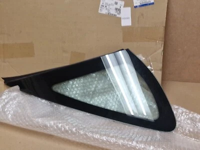 Ford Focus Hatch Rear Quarter Glass Rear Right 2005-2010 1360766 Genuine NEW OEM - Image 1 of 4