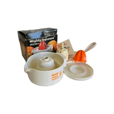 Waring Citrus Juicer Electric Excellent Used Kid Safe Travel Camping - Image 1 of 4