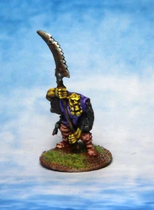 Orc Glaive Raised 28mm Metal Unpainted - Picture 1 of 6
