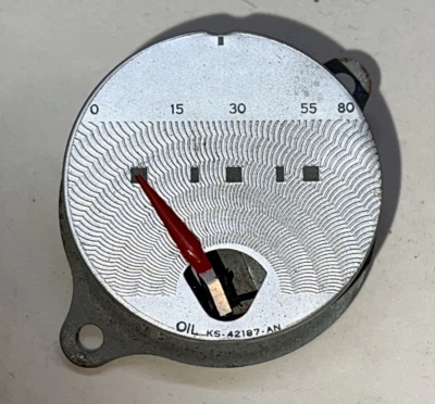 Nuevo de Lote Antiguo Manómetro de Presión de Aceite Mercury 1949 8M-9273 Único OEM Tablero Aceite Nuevo Stock Antiguo Foto 1 de 4