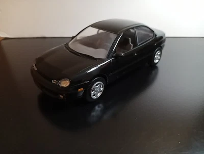 1/24 USED 1995 DODGE NEON BLACK BROOKFIELD COLLECTORS GUILD READ - Image 1 of 4