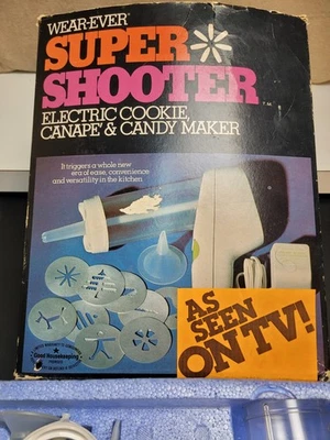 Vintage Wear Ever Super Shooter Electric Cookie Press 70001 Tested - Image 1 of 4
