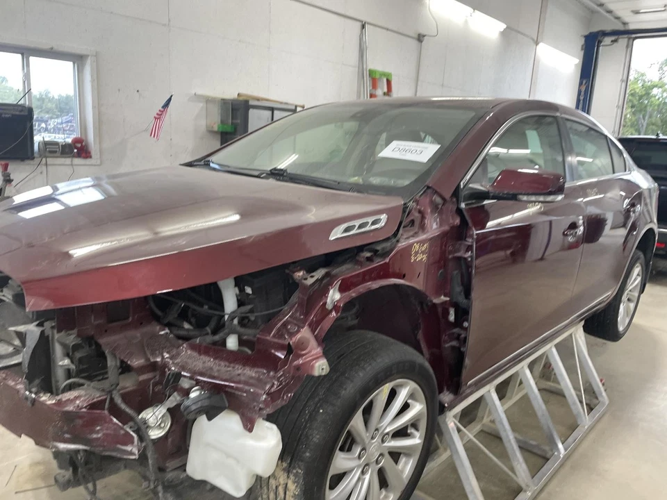 Used Front Right Seat Belt Front fits: 2016 Buick Lacrosse bucket passenger retr Foto 1 de 4