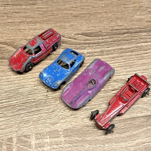 Lot of 4 Vintage TootsieToy Die-cast Cars Jaugar, hot rod, race car - Picture 1 of 6