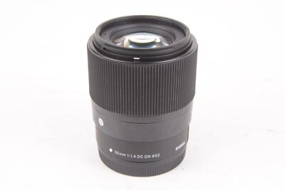 Sigma 30mm f/1.4 DC DN Cont. Wide Angle Prime Camera Lens Canon EF-M - Image 1 of 2