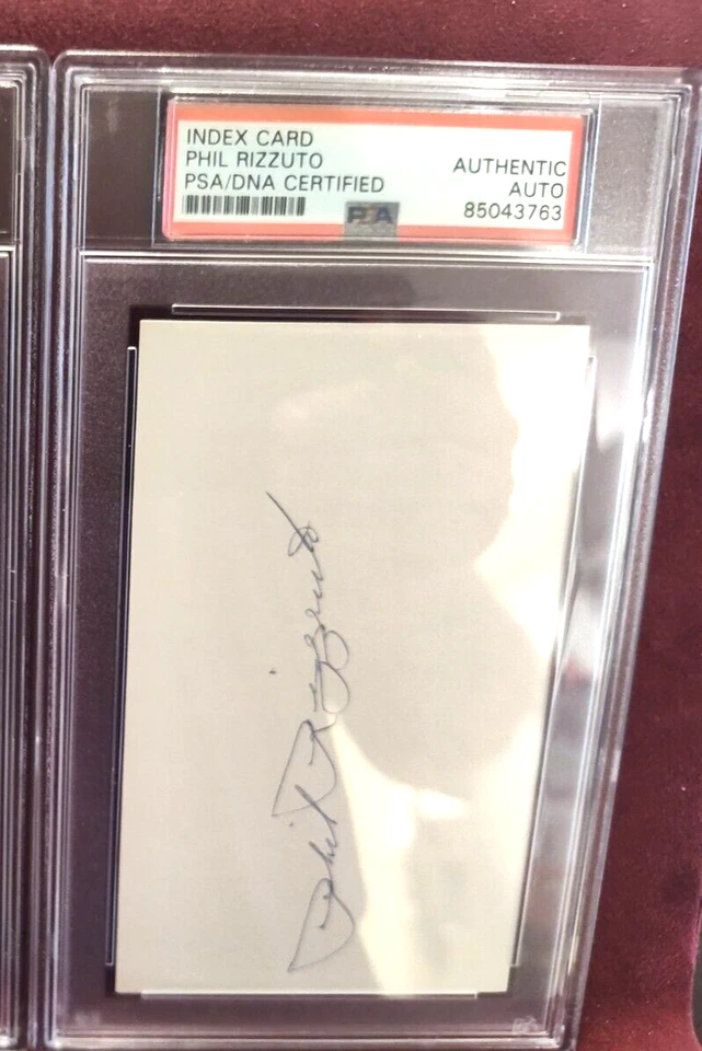 PHIL RIZZUTO HAND SIGNED INDEX CARD YANKEES LEGEND AUTO PSA SLABBED - Image 1 of 1